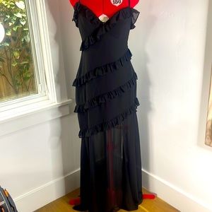 Lovers and Friends Karlie Gown. Black. Size small
